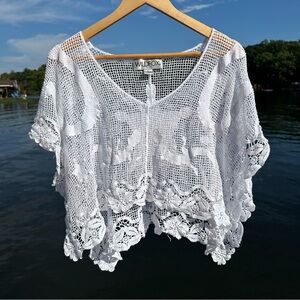 WILDFOX WILLA OUTLAW White Crochet Top Large Swim Cover Up Crop Top Poncho